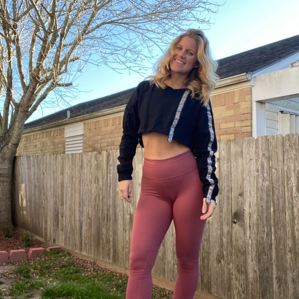 Gymshark Cropped Sweatshirt - Black